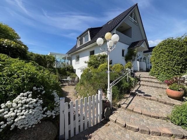 Ruhetal -Ferienwohnung Mit Sonnenterasse Gluecksburg Exterior photo
