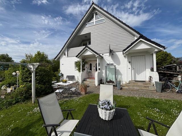 Ruhetal -Ferienwohnung Mit Sonnenterasse Gluecksburg Exterior photo